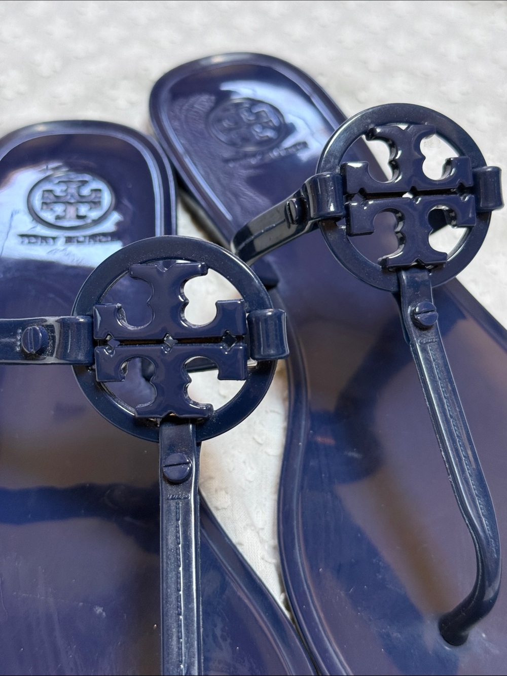 Tory Burch Mini Miller Jelly Thong Sandals Blue - Picture 4 of 11